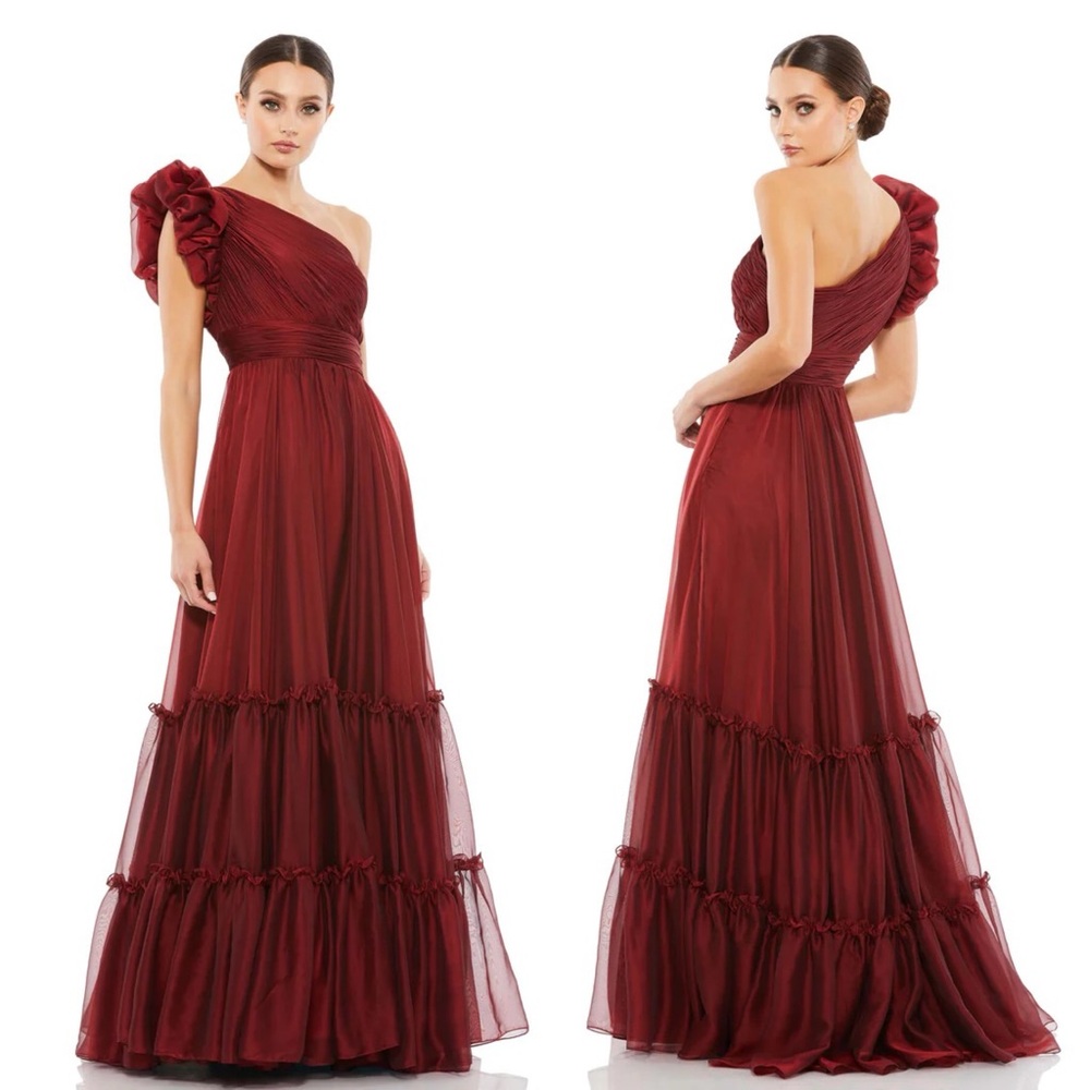Elegant One-Shoulder Burgundy Evening Gown